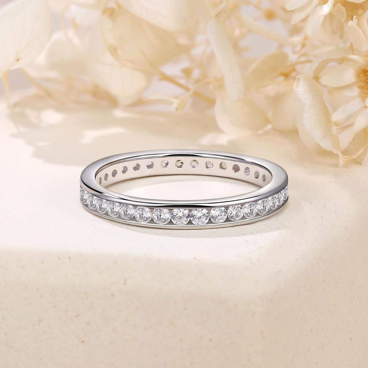 Moissanite Wedding Band Eternity Ring for Women Stackable Wedding Ring 18K White Gold Plated 925 Sterling Silver Lab Created Diamond Rings D Color VVS1 Round Cut Anniversary Ring